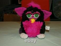 VTG 1999 ORGINAL Tiger FURBY BABIES Black and Pink 70-800 WORKS! SUPER RARE