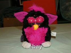 VTG 1999 ORGINAL Tiger FURBY BABIES Black and Pink 70-800 WORKS! SUPER RARE