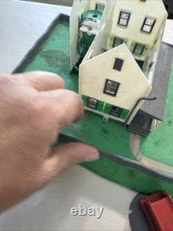 Vintage 1960s Renwal HO 187 House AFire #460 Built Super Rare Please Look Close