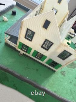 Vintage 1960s Renwal HO 187 House AFire #460 Built Super Rare Please Look Close