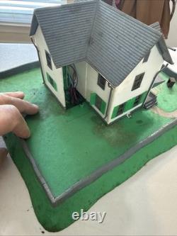 Vintage 1960s Renwal HO 187 House AFire #460 Built Super Rare Please Look Close