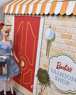 Vintage 1962 Barbie Fashion Studio Playset Cardboard Clothing Store SUPER RARE