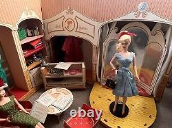 Vintage 1962 Barbie Fashion Studio Playset Cardboard Clothing Store SUPER RARE