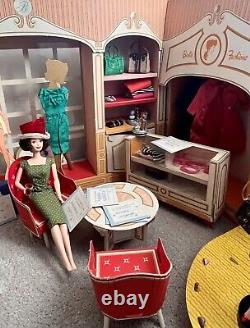 Vintage 1962 Barbie Fashion Studio Playset Cardboard Clothing Store SUPER RARE