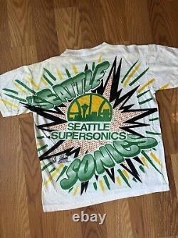 Vintage AOP Super Sonic's Shirt Size L