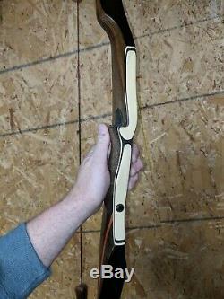 Vintage Bear Archery SUPER KODIAK RED STRIPE 45X# 60 Recurve Bow left hand Rare