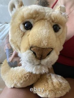 Vintage GUND Caspian Jumbo Giant Lioness plush 38 Retired Super Rare #31087 HTF