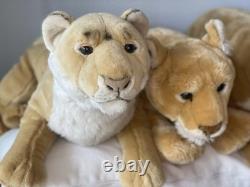 Vintage Playkids Lioness large Plush Realistic Cloth Eyelids Super Rare HTF