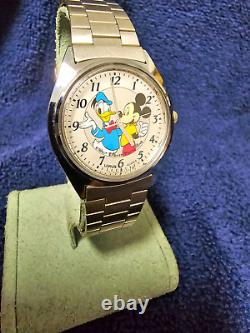 Vintage Seiko/Lorus SUPER RARE Mickey & Donald New Old Stock MINT RUNNING FINE