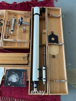 Vintage Unitron 4 Equatorial Refractor Telescope Model 152 / SUPER RARE