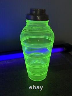 Vintage Uranium Glass Cocktail Shaker. Uranium Stripe/rings Shaker Super Rare